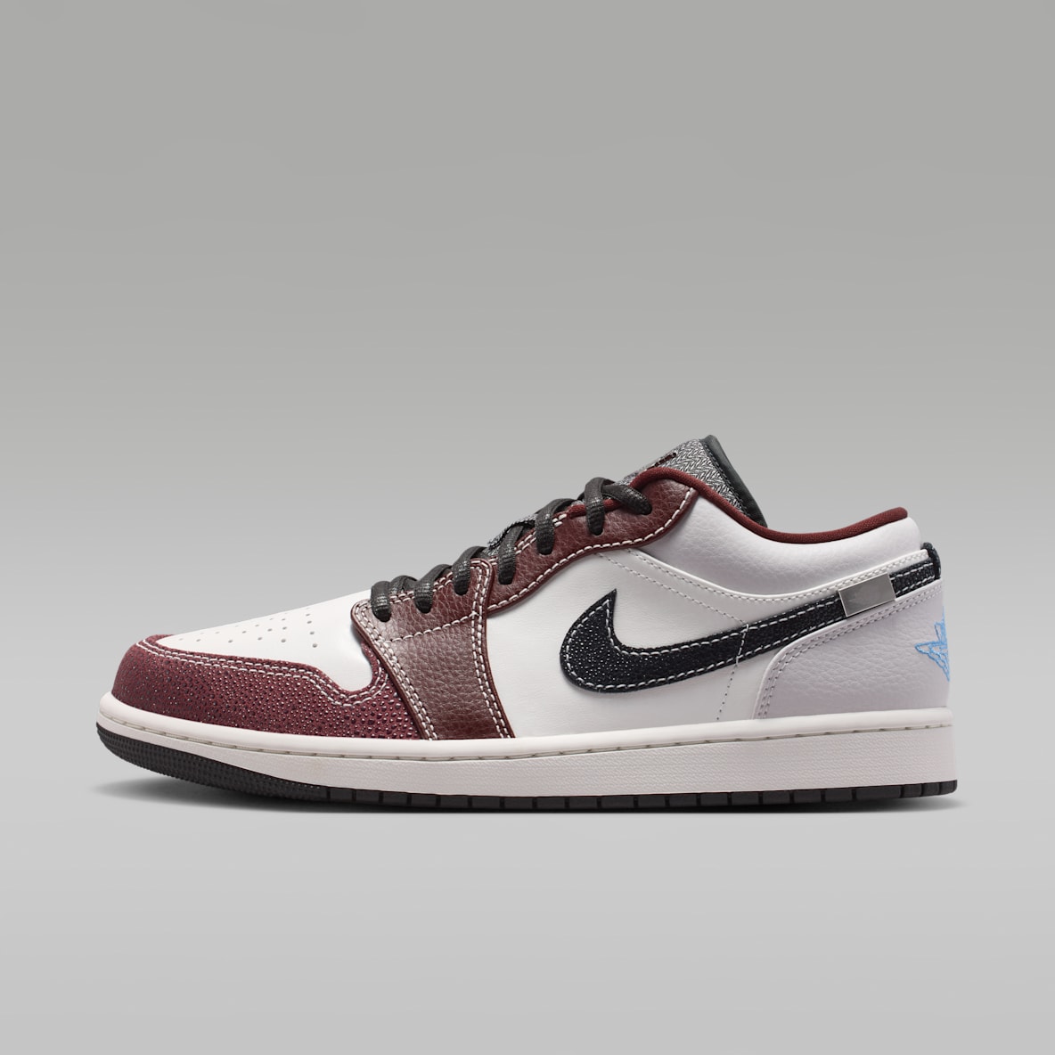 Jordan 1 Low. Nike RO